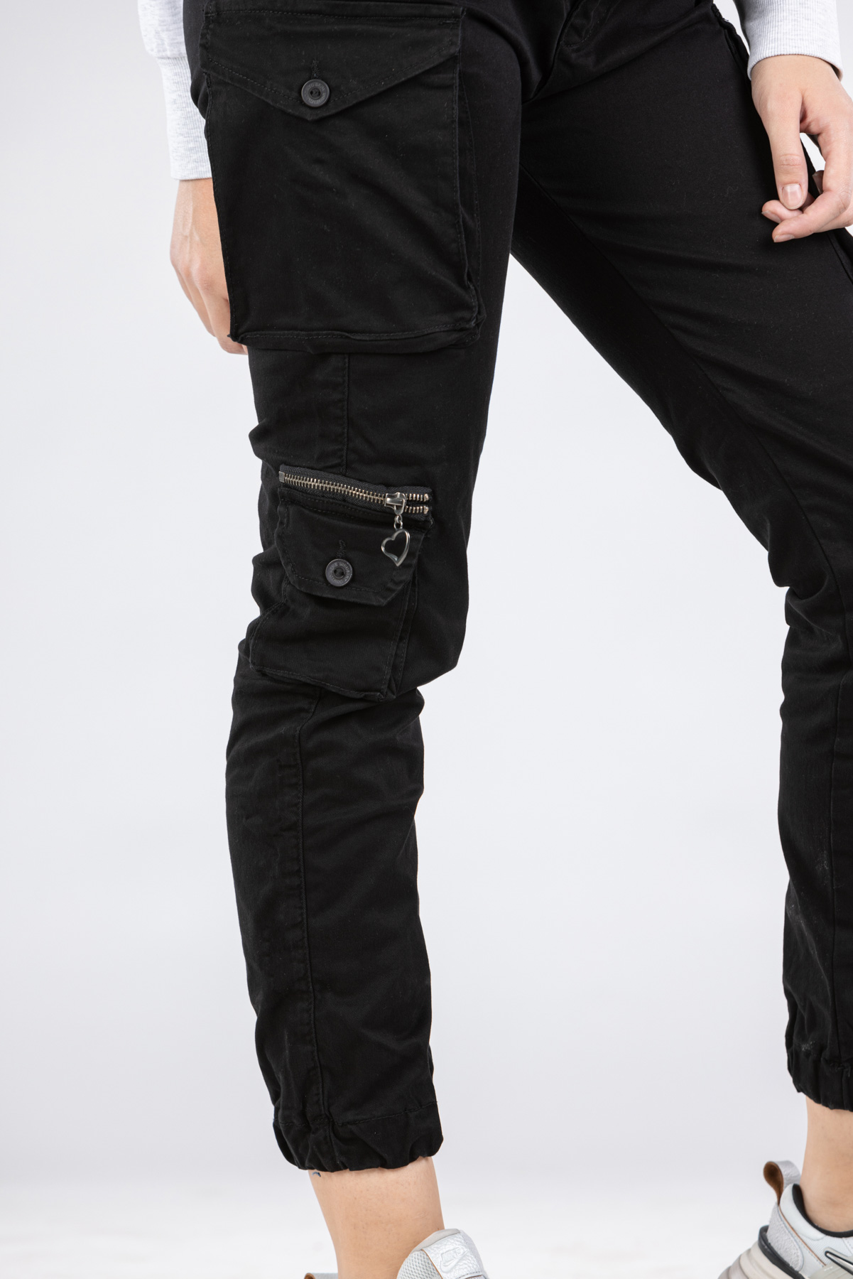 Ženska keper pantalona Art.3261 Crna