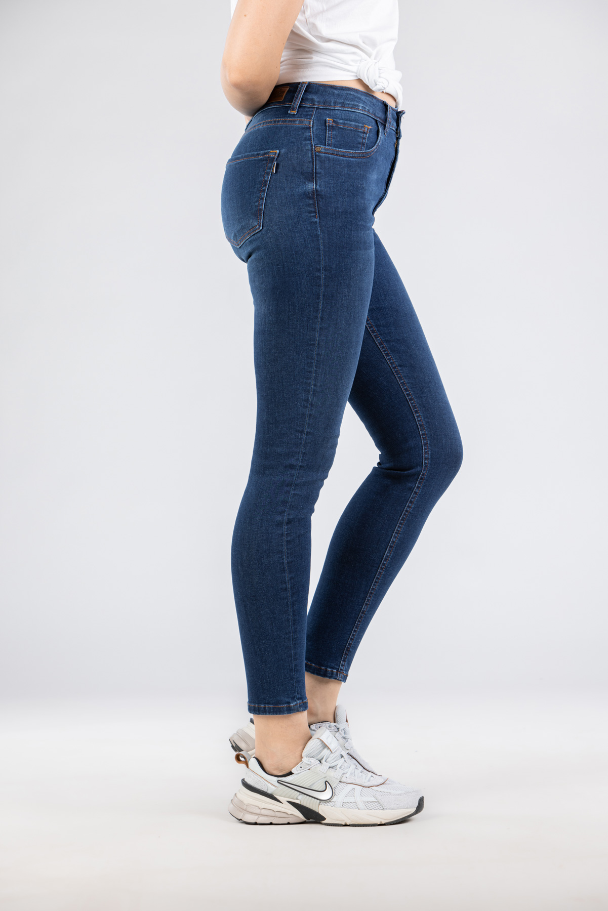Ženska teksas pantalona Art.3258 Tamno plava