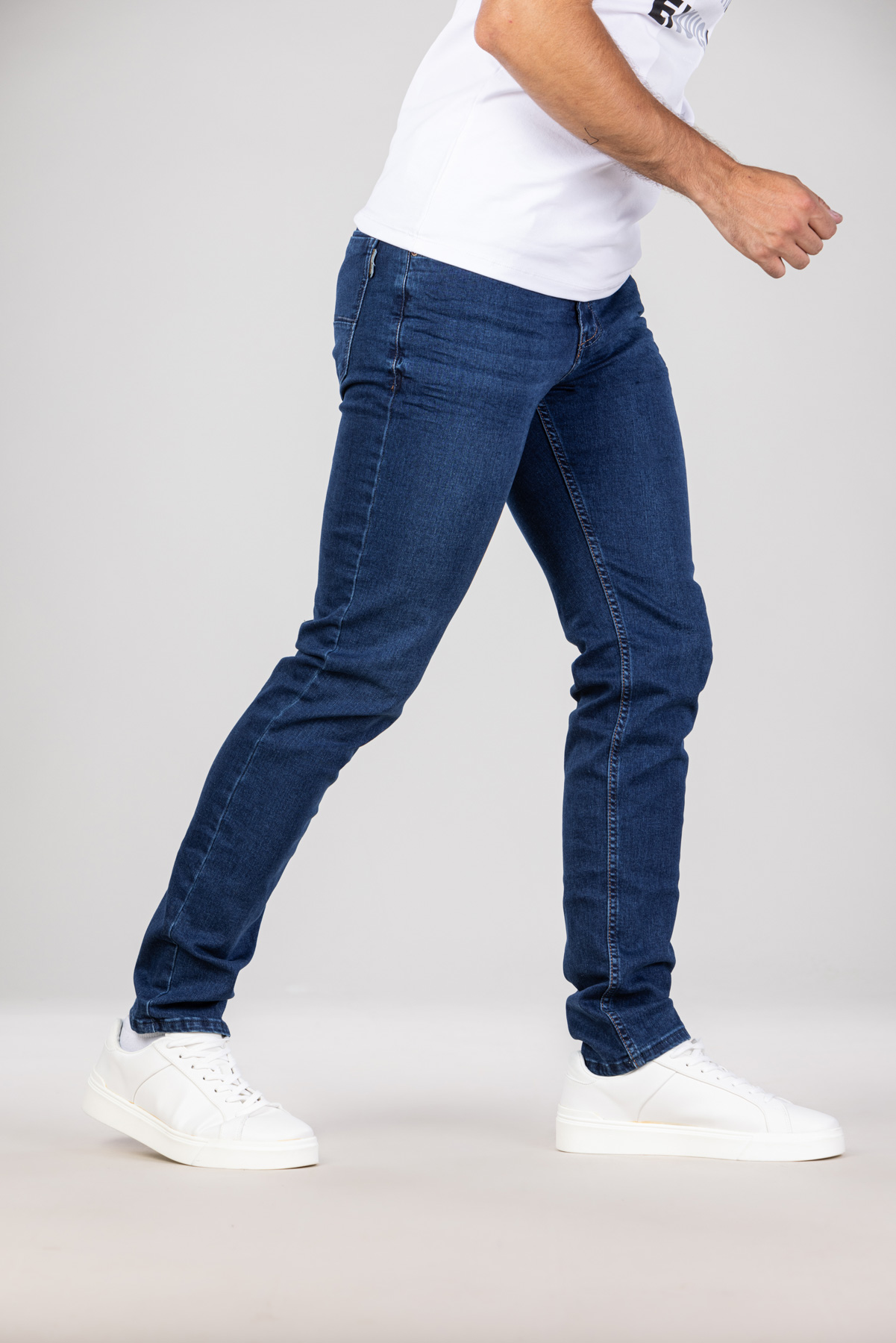 Muška teksas pantalona Art.2393 Tamno plava