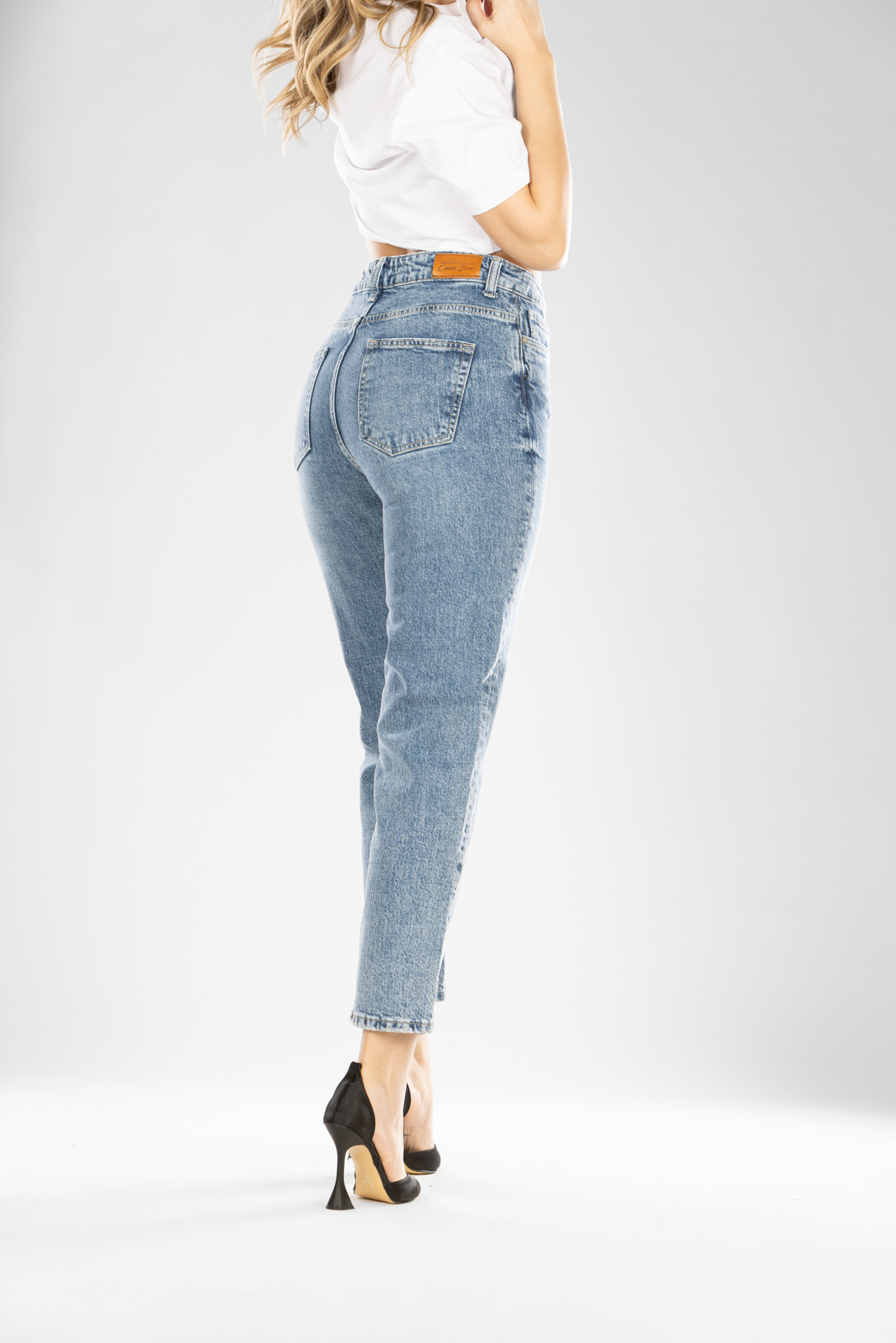 Ženska teksas pantalona 3295 Svetlo plava