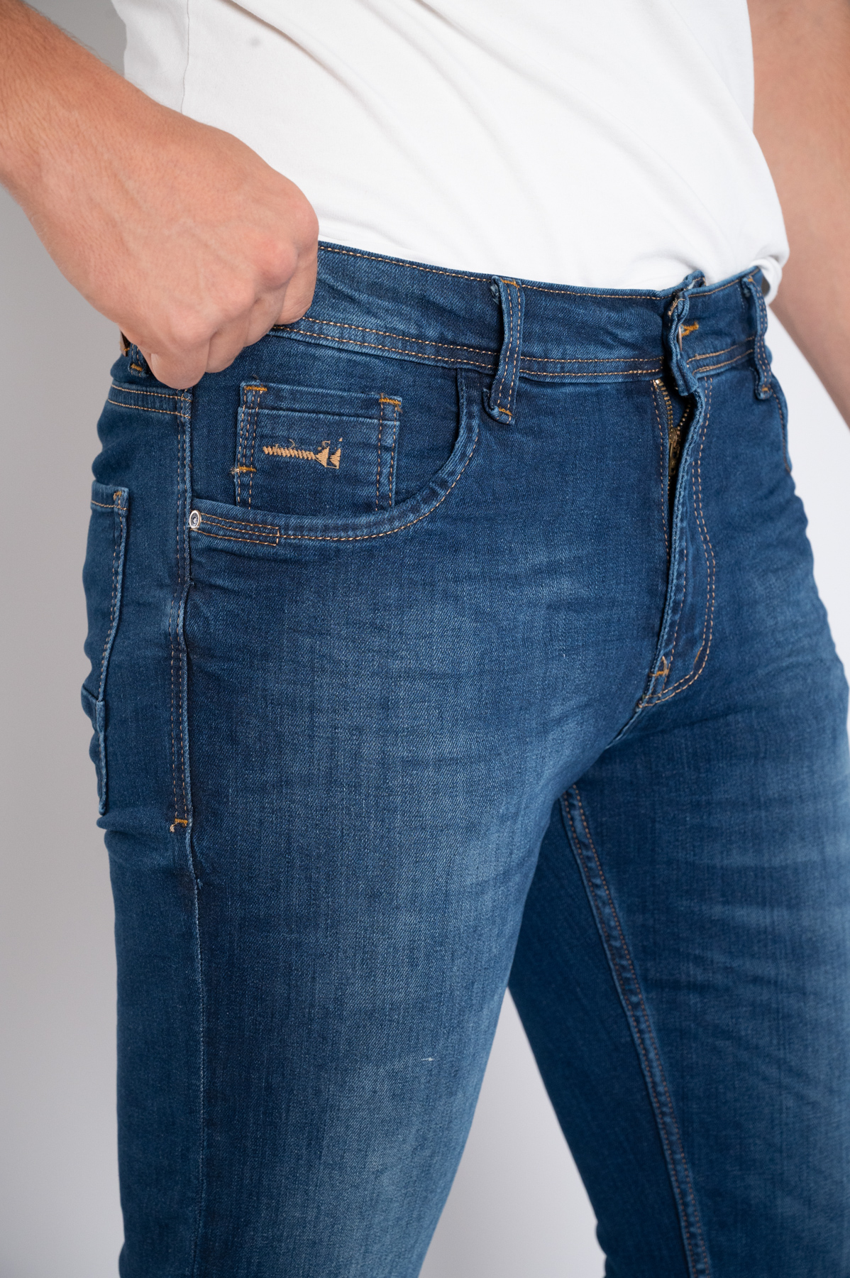 Muška teksas pantalona Art.2592 Tamno Plava L/33
