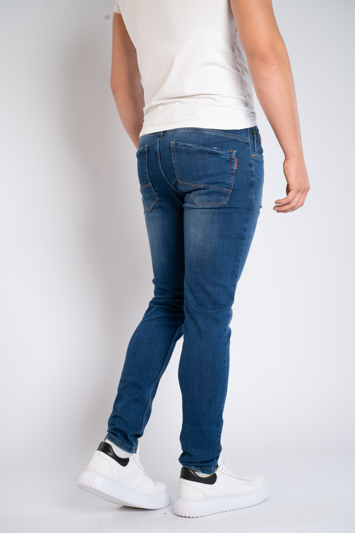 Muška teksas pantalona Art.2568 Tamno Plava L/32