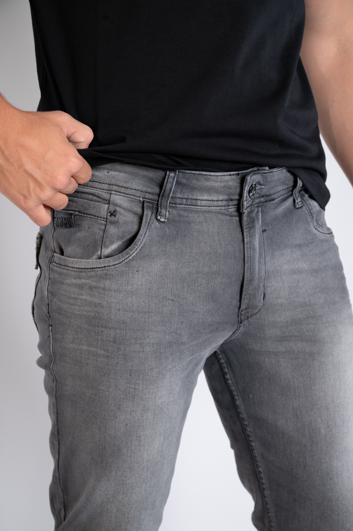 Muška teksas pantalona Art.2605 Svetlo siva L/30