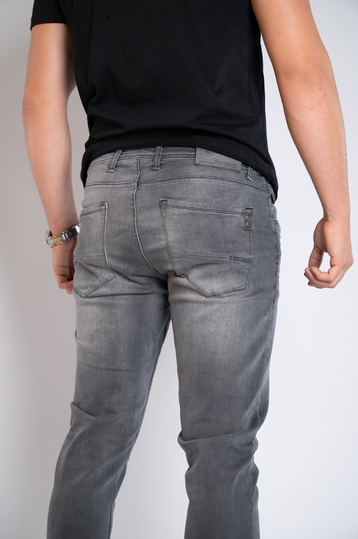 Muška teksas pantalona Art.2605 Svetlo siva L/30