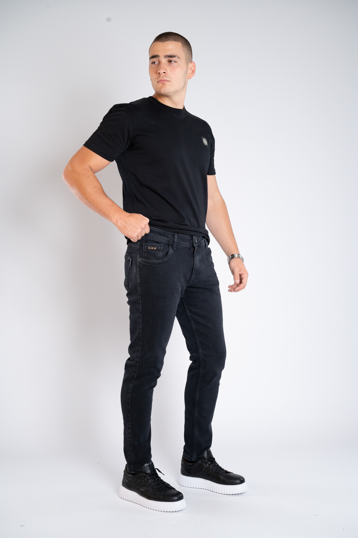 Muška teksas pantalona Art.2585 Crna L/32
