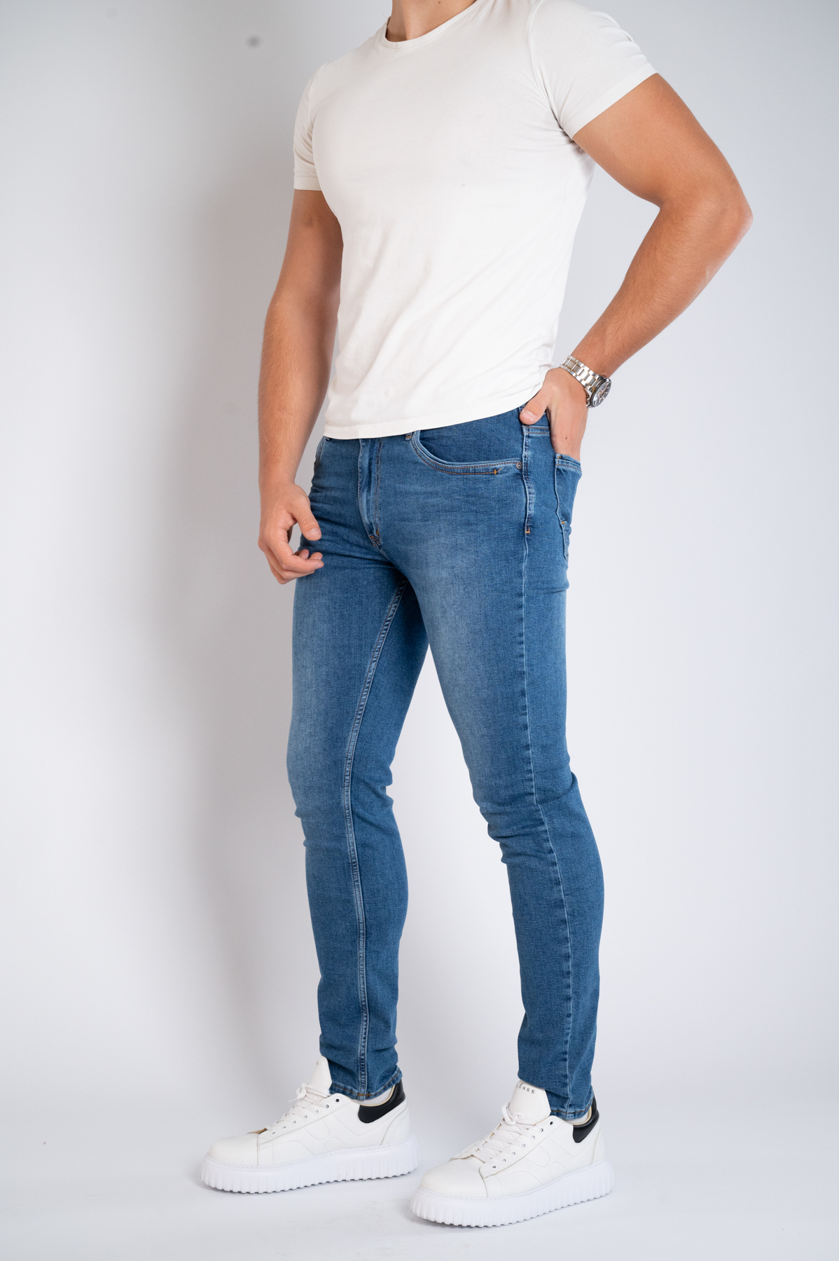 Muška teksas pantalona Art.2582 Svetlo Plava L/32