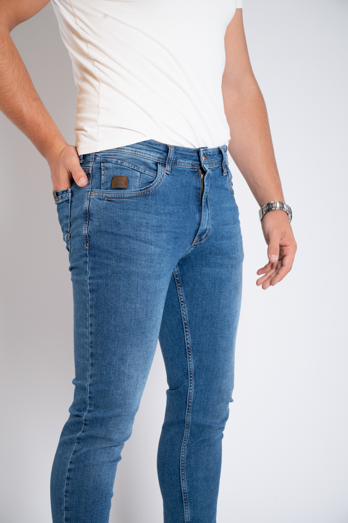 Muška teksas pantalona Art.2582 Svetlo Plava L/32