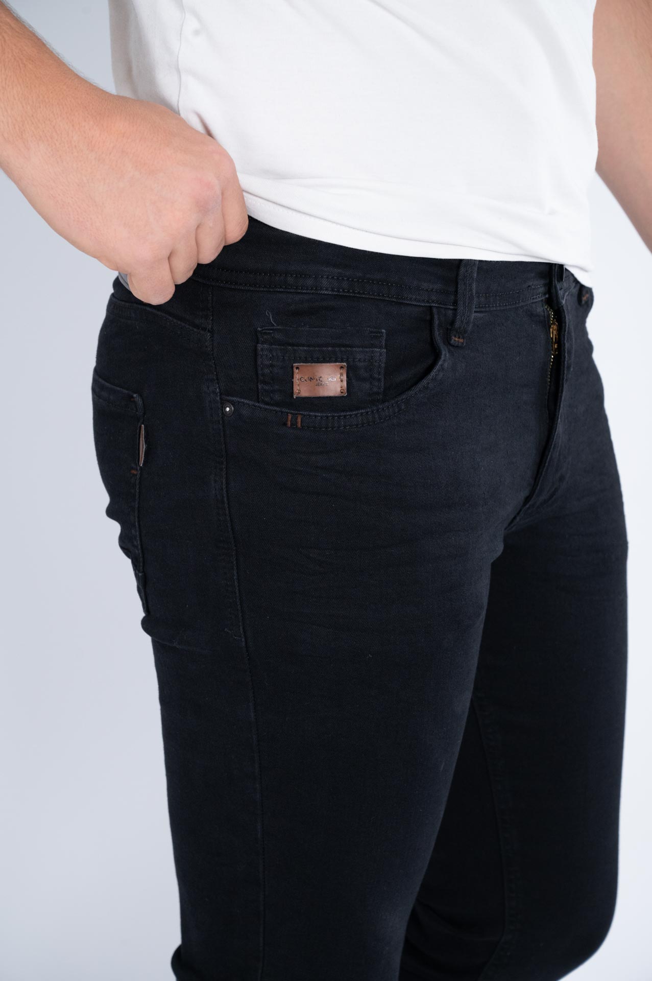 Muška teksas pantalona Art.2627 Crna L/32